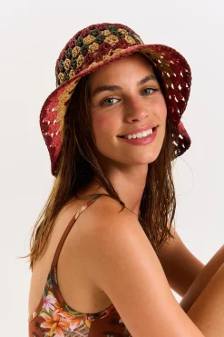 CHAPEAU Rose FERNANDO LOEVA
